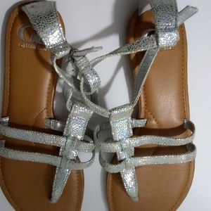 Gianni Bini Silvery Glittery Sandals Size 9